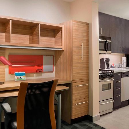 Towneplace Suites By Marriott Ottawa Kanata Exterior foto